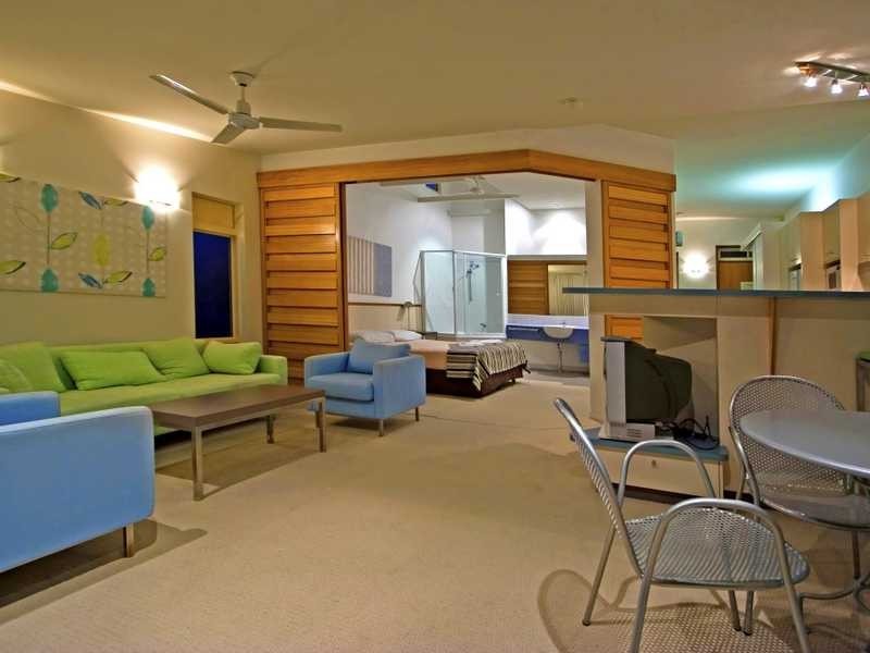 8 Mainwaring Apartments, Casuarina NSW 2487